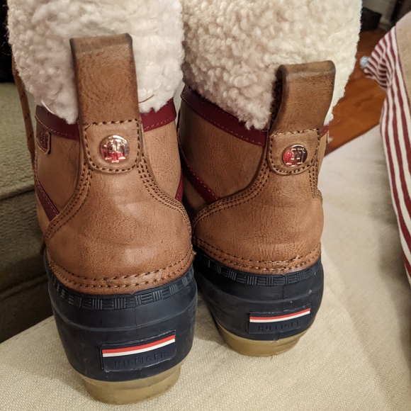 Duck boot, Tommy Hilfiger women's rain boots sz 8 - Picture 11 of 14